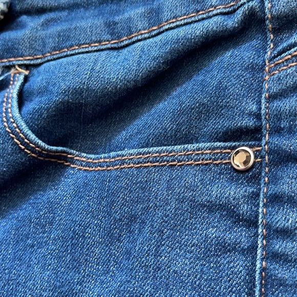 Calvin Klein Jeans. - Picture 3 of 7